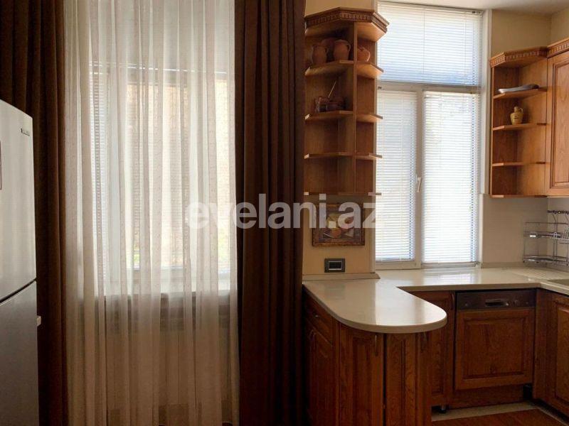 Sale, old building, 3 room, 80 m², Baku, Sabail r, Icheri Sheher m.