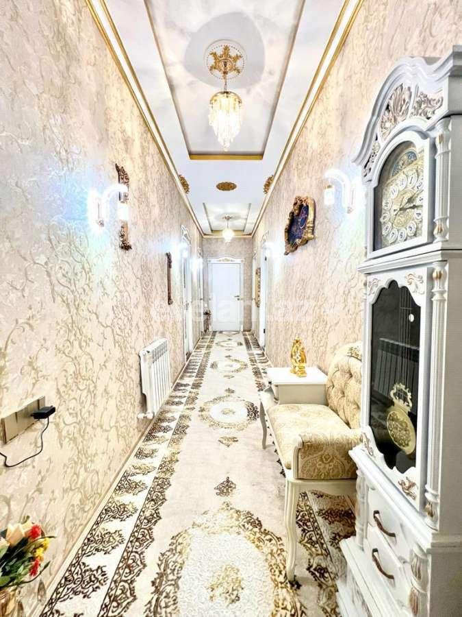 Satılır, həyət evi / bağ, 4 otaqlı, 350 m², Bakı, Abşeron r, Novxanı q.