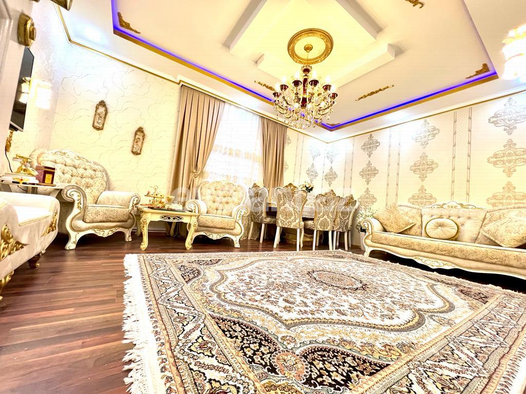 Satılır, həyət evi / bağ, 4 otaqlı, 350 m², Bakı, Abşeron r, Novxanı q.