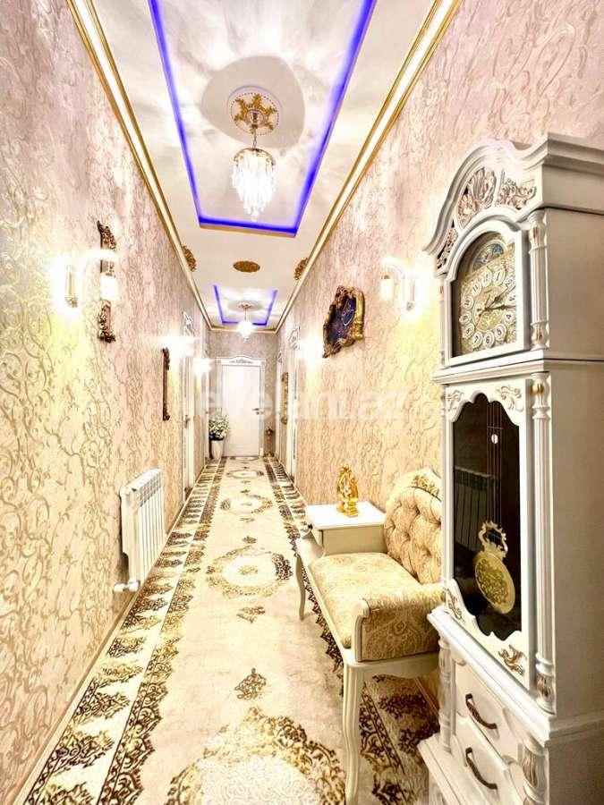 Satılır, həyət evi / bağ, 4 otaqlı, 350 m², Bakı, Abşeron r, Novxanı q.