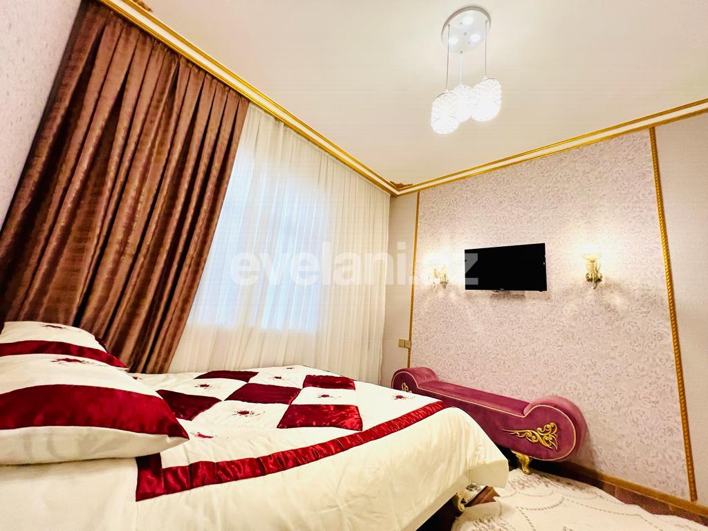 Satılır, həyət evi / bağ, 4 otaqlı, 350 m², Bakı, Abşeron r, Novxanı q.