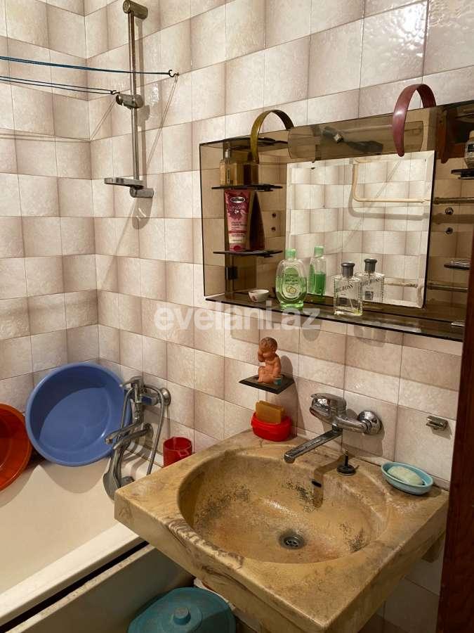 Rent, old building, 3 room, 92 m², Baku, Yasamal r, Inshaatchilar m.