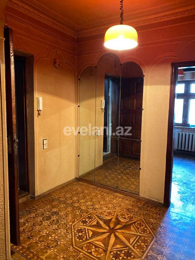 Rent, old building, 3 room, 92 m², Baku, Yasamal r, Inshaatchilar m.