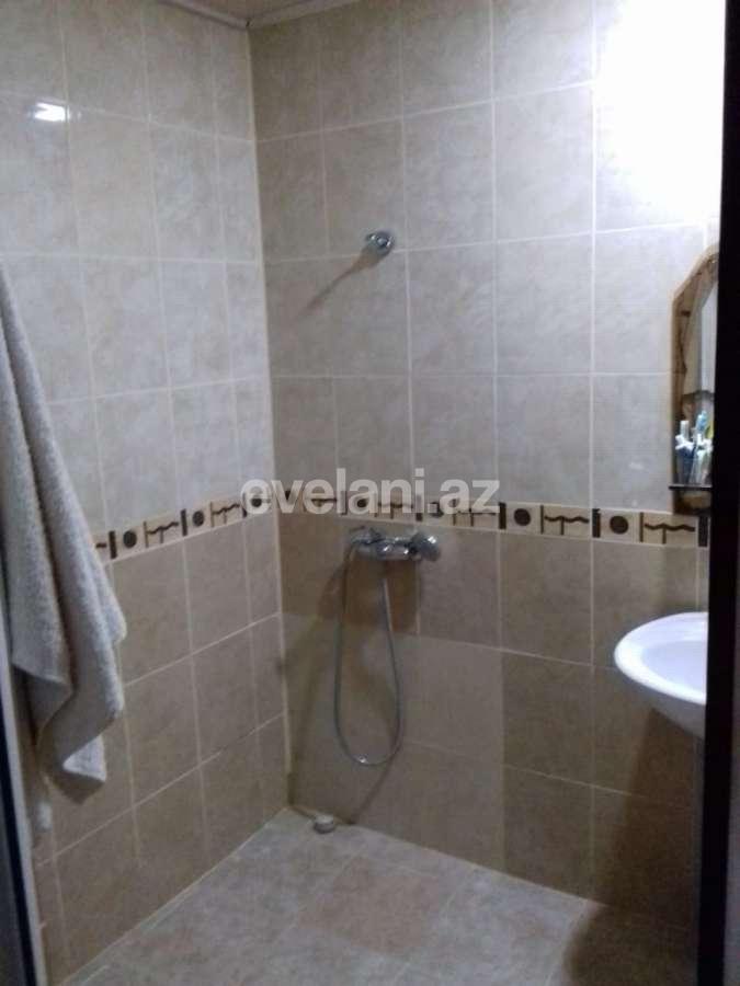 Satılır, köhnə tikili, 3 otaqlı, 70 m², Bakı, Sabunçu r, Bakıxanov q.