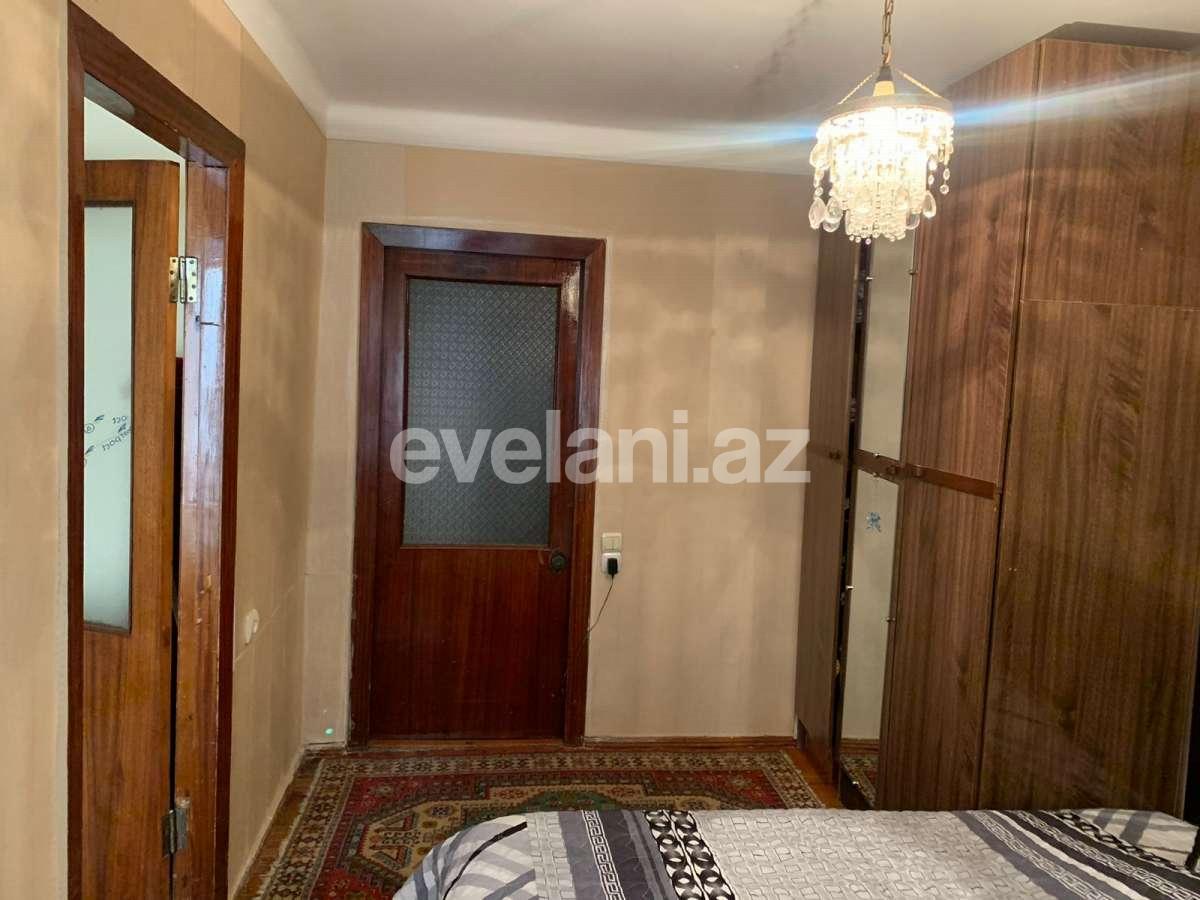 Satılır, köhnə tikili, 3 otaqlı, 80 m², Bakı, Nəsimi r, 4-cü mikrorayon q, Memar Əcəmi m.