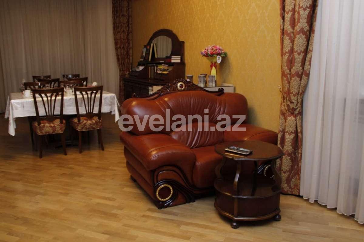 Rent, old building, 1 room, 35 m², Baku, Yasamal r, Inshaatchilar m.