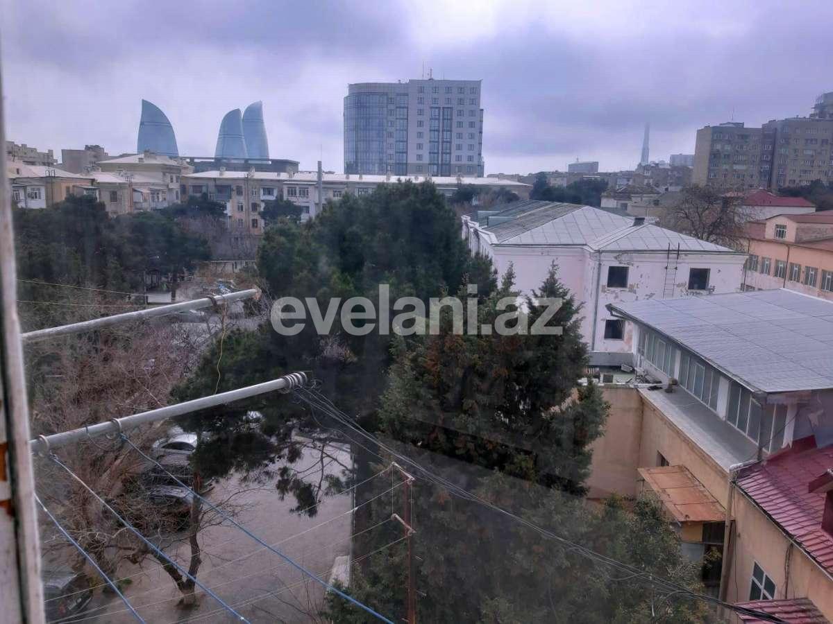 Sale, old building, 2 room, 55 m², Baku, Yasamal r, Elmlar Akademiyası m.