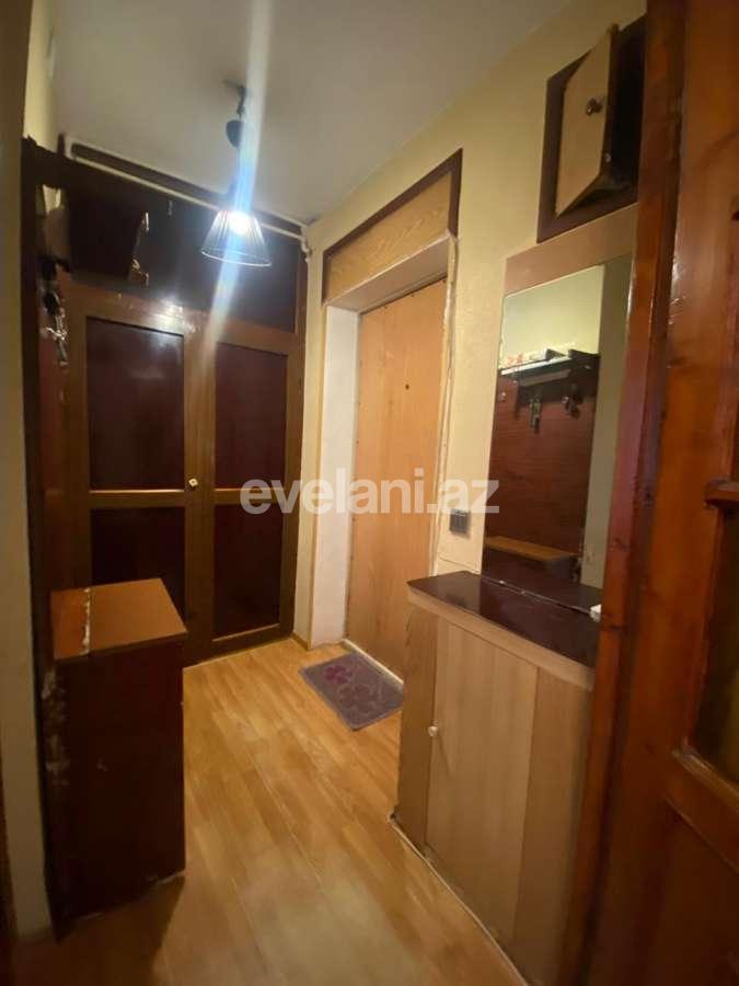 Satılır, köhnə tikili, 2 otaqlı, 40 m², Bakı, Binəqədi r, 9-cu mikrorayon q, Azadlıq prospekti m.
