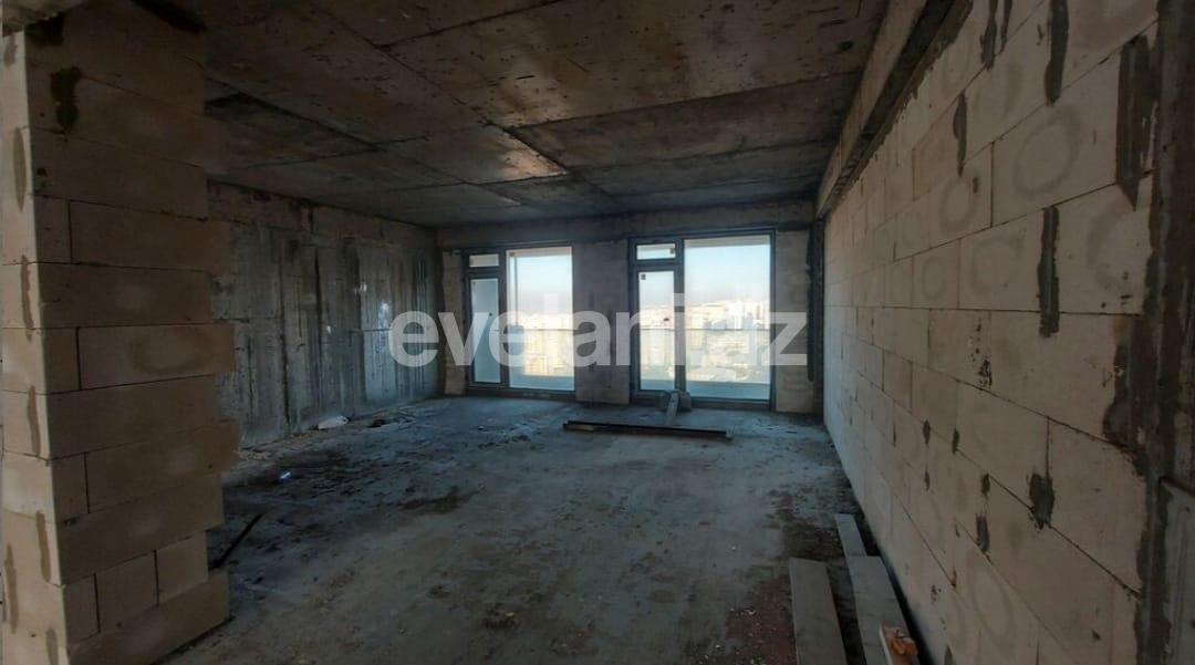 Satılır, yeni tikili, 3 otaqlı, 101 m², Bakı, Yasamal r, Elmlər Akademiyası m.