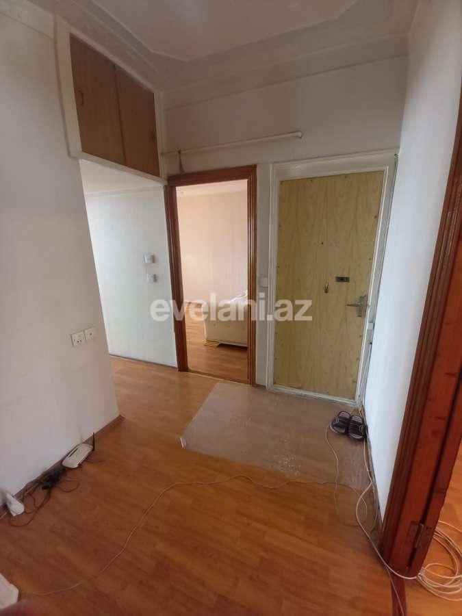 Satılır, köhnə tikili, 2 otaqlı, 60 m², Bakı, Binəqədi r, 9-cu mikrorayon q, Memar Əcəmi m.