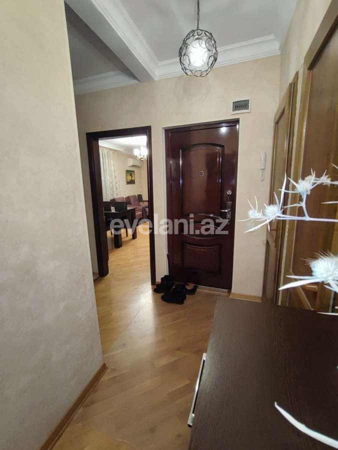 Satılır, köhnə tikili, 2 otaqlı, 65 m², Bakı, Binəqədi r, 9-cu mikrorayon q, Memar Əcəmi m.