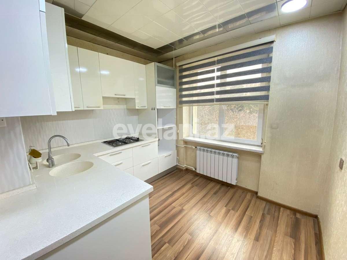 Sale, old building, 2 room, 75 m², Baku, Sabunchu r, Bakikhanov d.