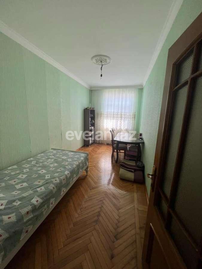 Kirayə verilir, köhnə tikili, 3 otaqlı, 86 m², Bakı, Nəsimi r, 5-ci mikrorayon q, Memar Əcəmi m.