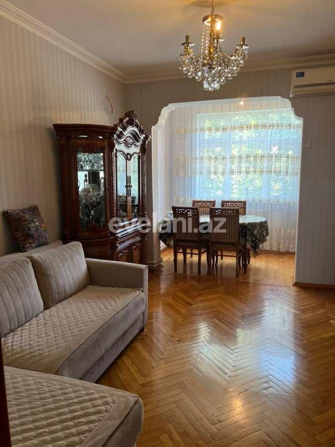 Kirayə verilir, köhnə tikili, 3 otaqlı, 86 m², Bakı, Nəsimi r, 5-ci mikrorayon q, Memar Əcəmi m.