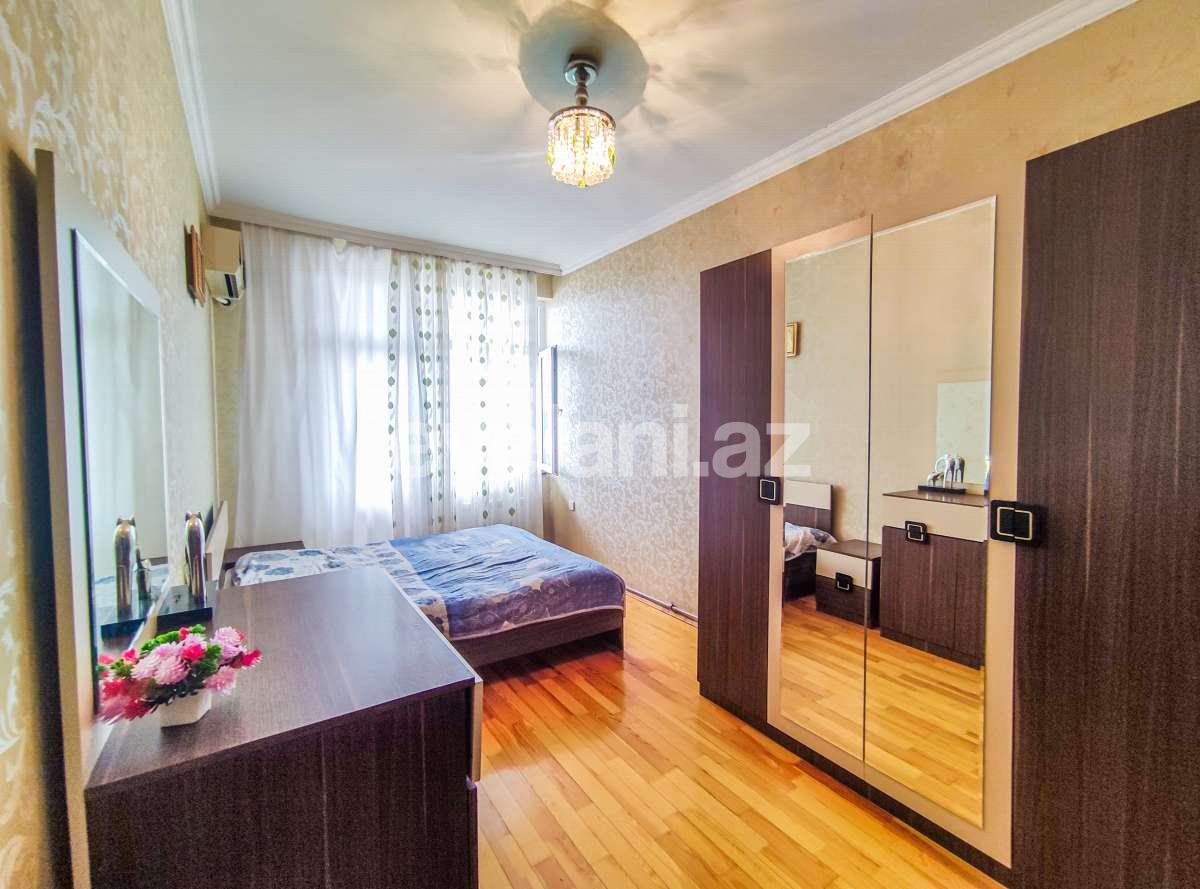 Kirayə verilir, yeni tikili, 3 otaqlı, 95 m², Bakı, Nizami r, Qara Qarayev m.