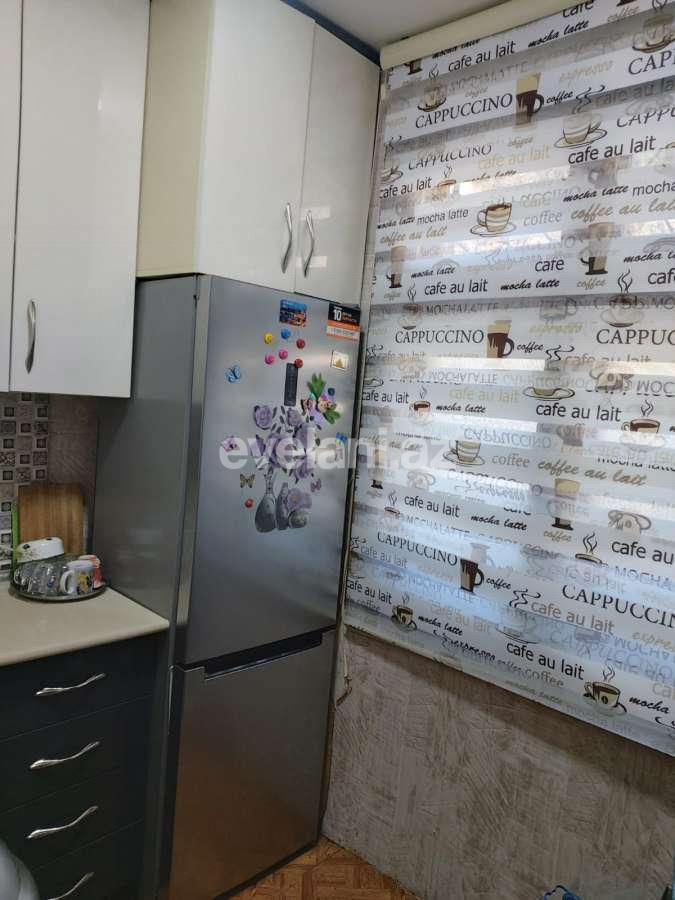 Satılır, köhnə tikili, 3 otaqlı, 70 m², Bakı, Binəqədi r, 9-cu mikrorayon q, Nəsimi m.