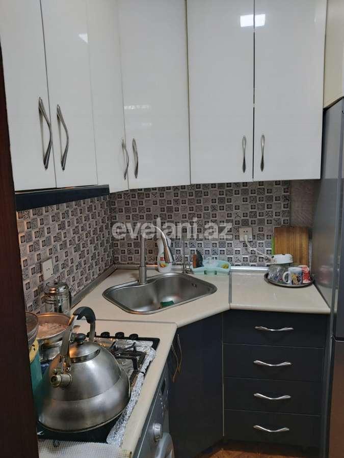Satılır, köhnə tikili, 3 otaqlı, 70 m², Bakı, Binəqədi r, 9-cu mikrorayon q, Nəsimi m.