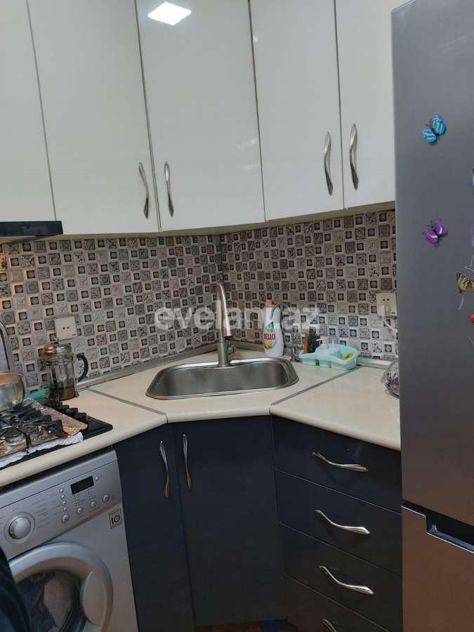 Satılır, köhnə tikili, 3 otaqlı, 70 m², Bakı, Binəqədi r, 9-cu mikrorayon q, Nəsimi m.