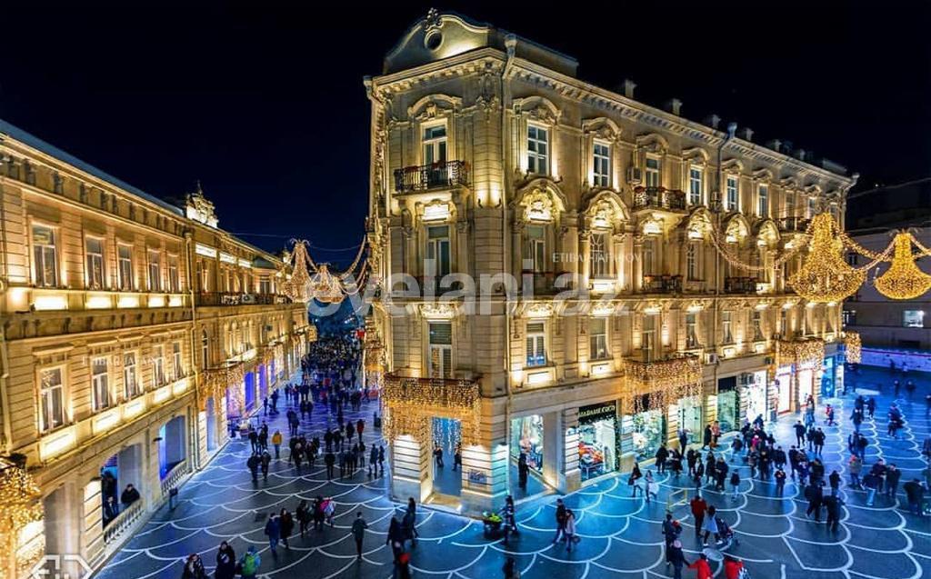 Rent, old building, 3 room, 100 m², Baku, Sabail r, Sahil m.