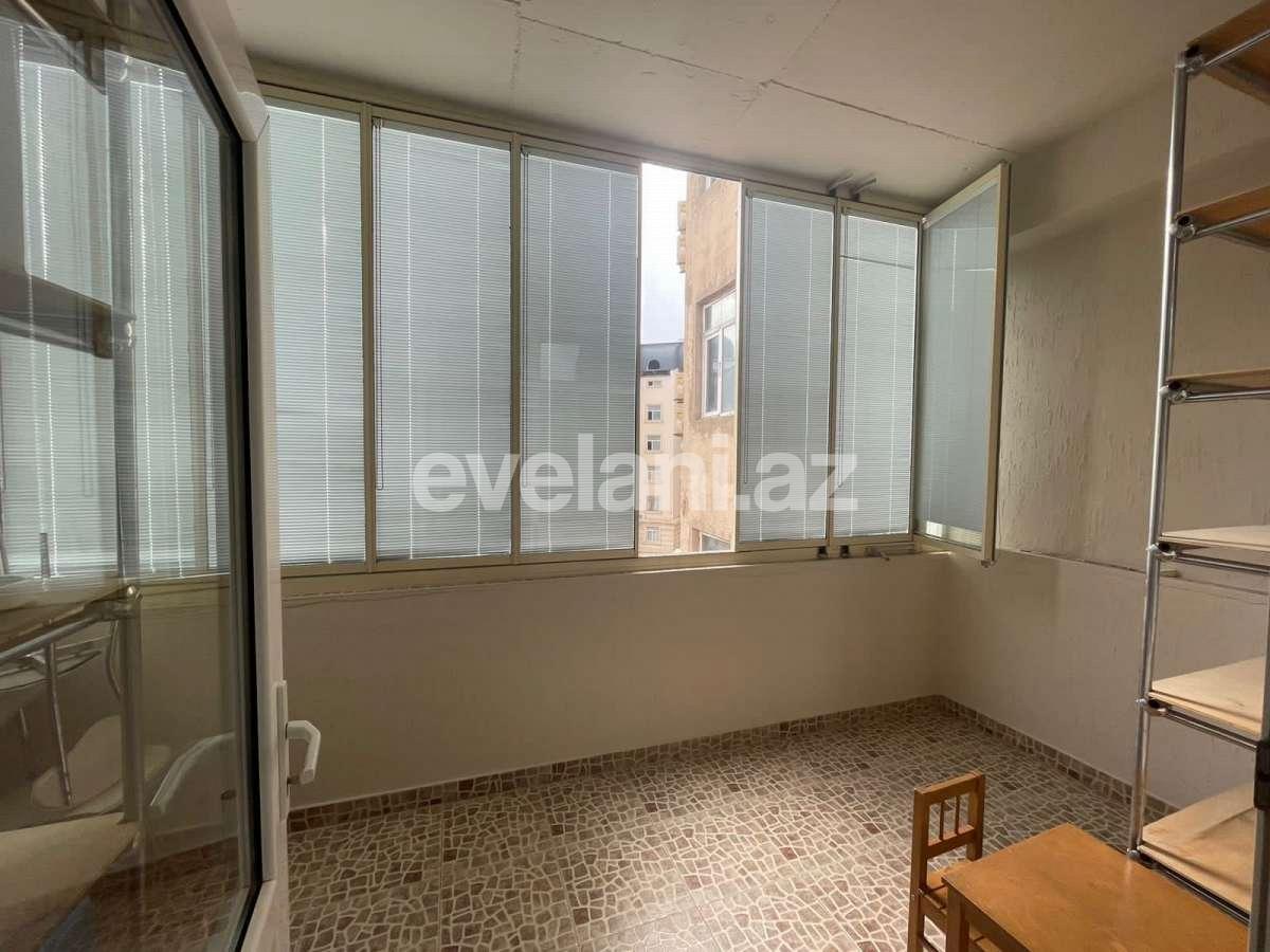 Kirayə verilir, köhnə tikili, 4 otaqlı, 140 m², Bakı, Səbail r, İçəri Şəhər m.