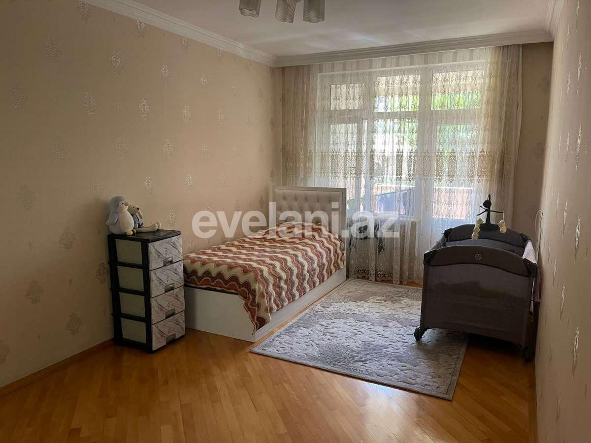 Kirayə verilir, köhnə tikili, 4 otaqlı, 100 m², Bakı, Binəqədi r, 8-ci mikrorayon q, Azadlıq prospekti m.