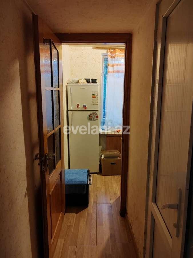 Sale, old building, 1 room, 31 m², Baku, Nizami r.