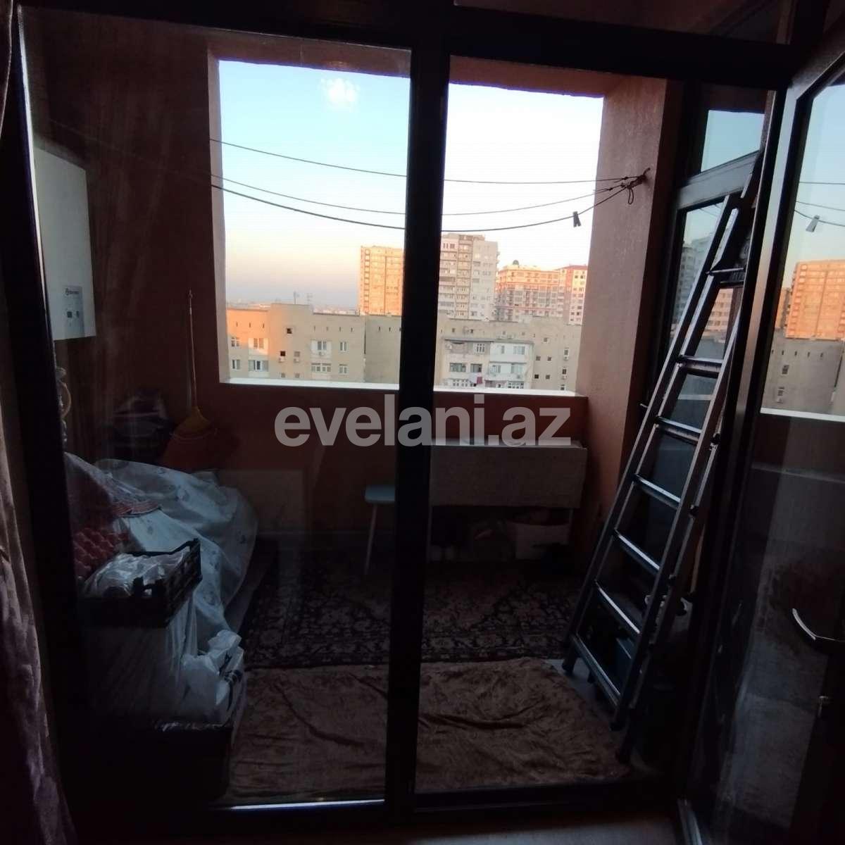 Satılır, köhnə tikili, 2 otaqlı, 54 m², Bakı, Yasamal r, Elmlər Akademiyası m.