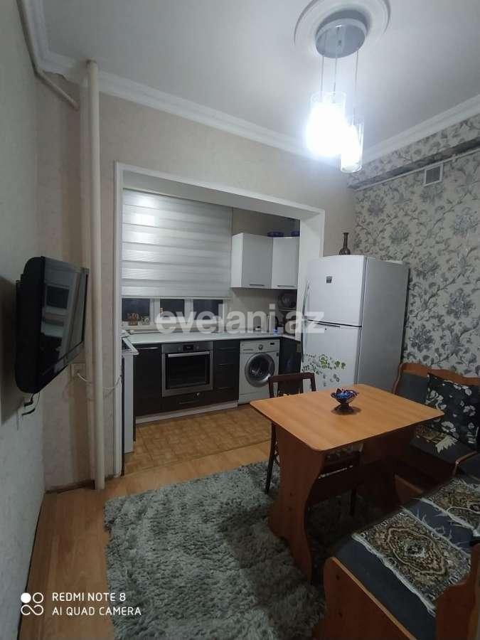 Satılır, köhnə tikili, 3 otaqlı, 70 m², Bakı, Nərimanov r, Gənclik m.