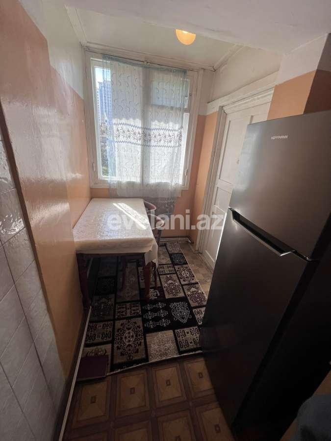 Сдаётся, вторичка, 3-комнаты, 85 m², Баку, Ясамальский r, Элмляр Академиясы m.