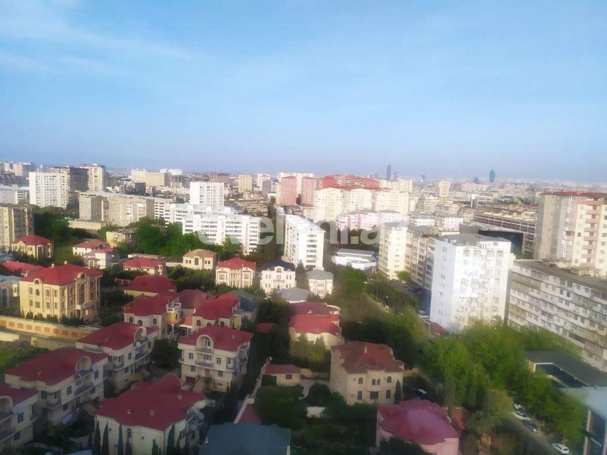 Satılır, yeni tikili, 1 otaqlı, 60 m², Bakı, Binəqədi r, 8-ci mikrorayon q, Azadlıq prospekti m.