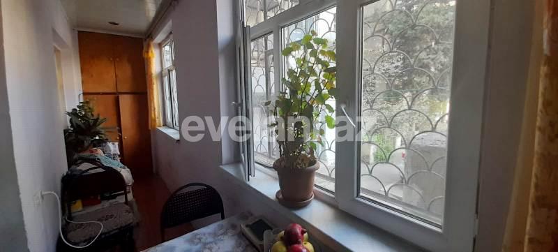 Satılır, köhnə tikili, 5 otaqlı, 120 m², Bakı, Yasamal r.