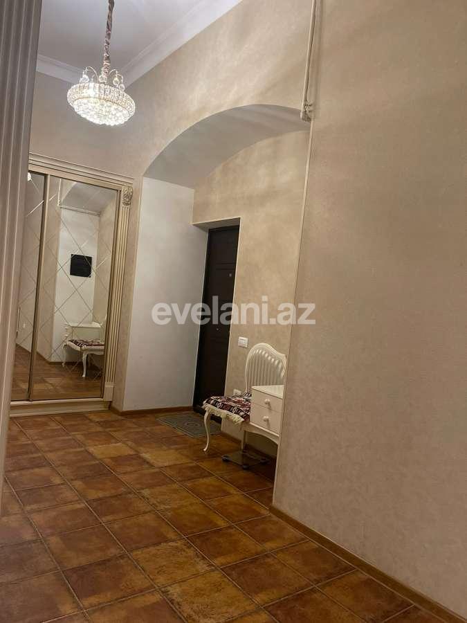 Rent, old building, 2 room, 72 m², Baku, Sabail r, Sahil m.