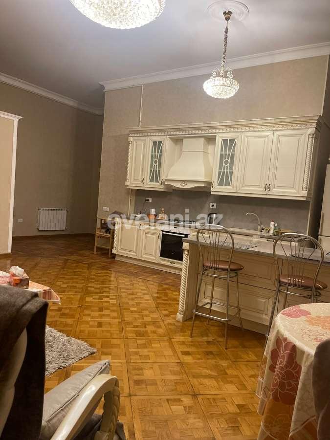 Rent, old building, 2 room, 72 m², Baku, Sabail r, Sahil m.