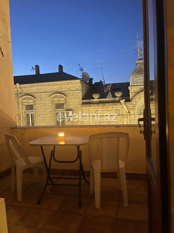 Rent, old building, 2 room, 72 m², Baku, Sabail r, Sahil m.