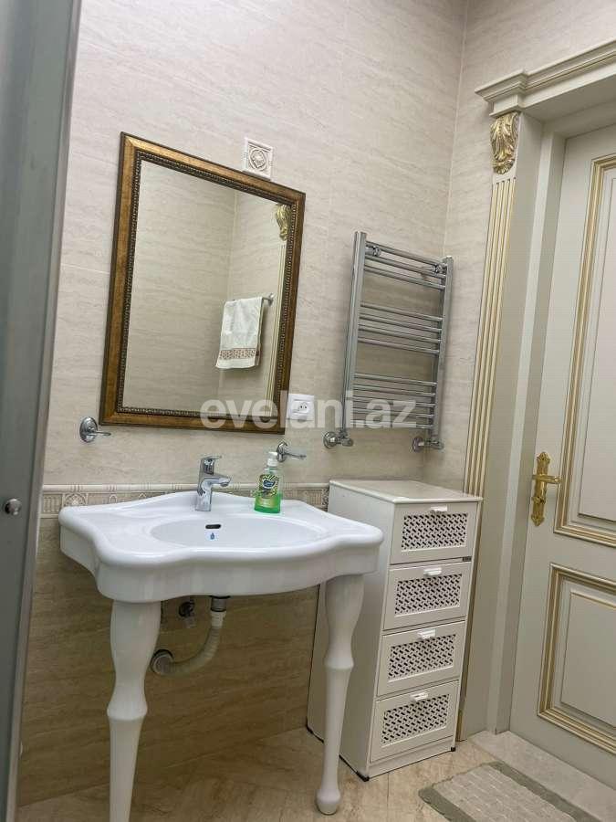 Rent, old building, 2 room, 72 m², Baku, Sabail r, Sahil m.