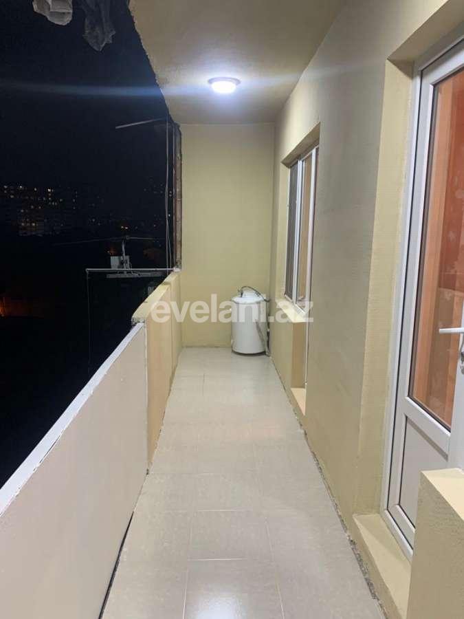 Satılır, köhnə tikili, 3 otaqlı, 90 m², Bakı, Nəsimi r, 4-cü mikrorayon q, Memar Əcəmi m.