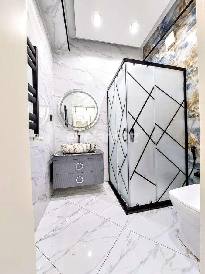 Satılır, yeni tikili, 2 otaqlı, 70 m², Bakı, Xətai r.