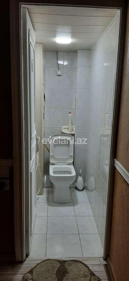 Satılır, köhnə tikili, 3 otaqlı, 75 m², Bakı, Nizami r, Xalqlar Dostluğu m.