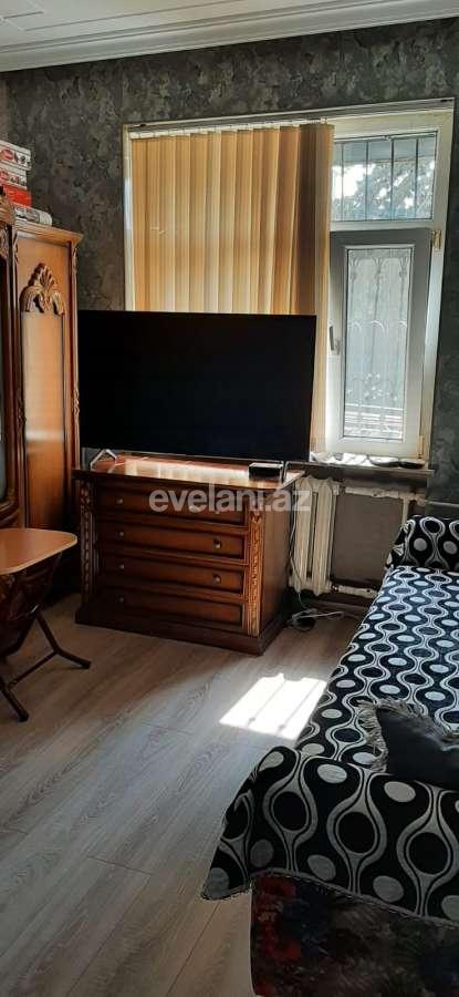 Satılır, köhnə tikili, 3 otaqlı, 75 m², Bakı, Nizami r, Xalqlar Dostluğu m.