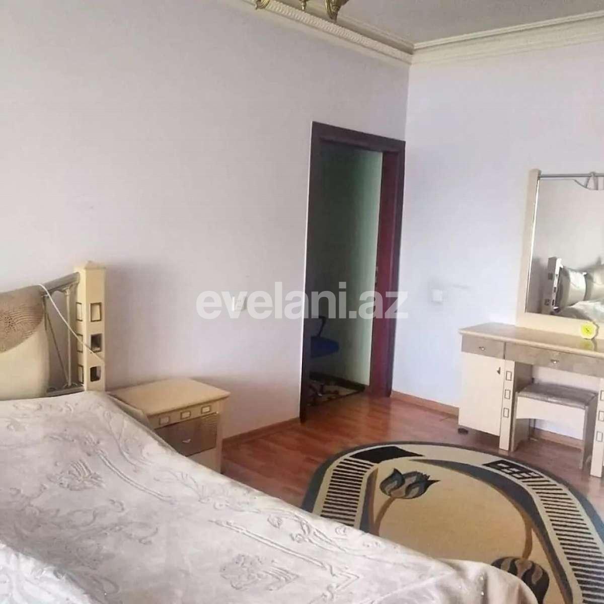 Sale, old building, 4 room, 120 m², Baku, Surakhani r.