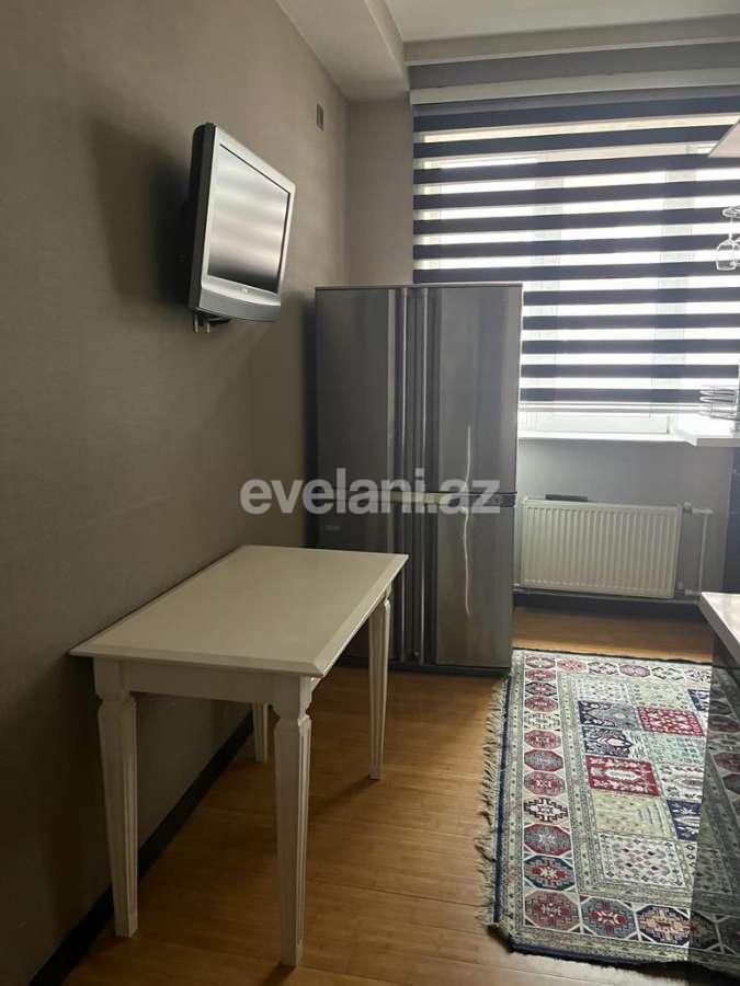 Kirayə verilir, yeni tikili, 3 otaqlı, 130 m², Bakı, Nəsimi r, 8 Noyabr m.