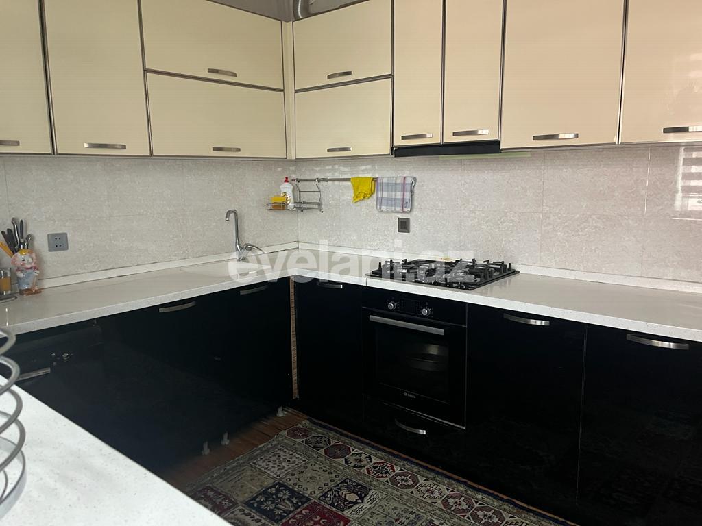 Kirayə verilir, yeni tikili, 3 otaqlı, 130 m², Bakı, Nəsimi r, 8 Noyabr m.
