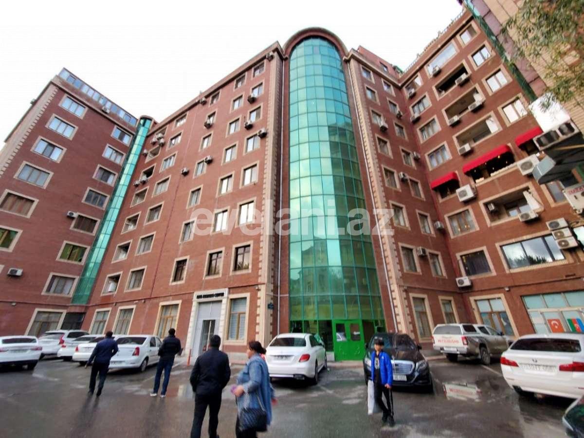 Rent, new building, 4 room, 240 m², Baku, Narimanov r, Ganjlik m.