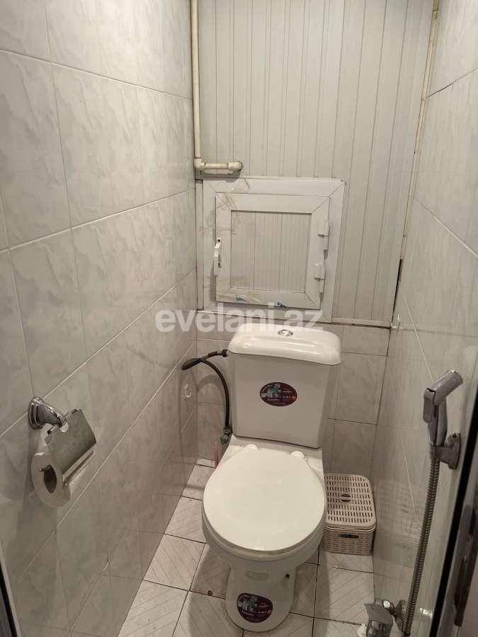 Satılır, köhnə tikili, 1 otaqlı, 35 m², Bakı, Binəqədi r, 7-ci mikrorayon q, Azadlıq prospekti m.