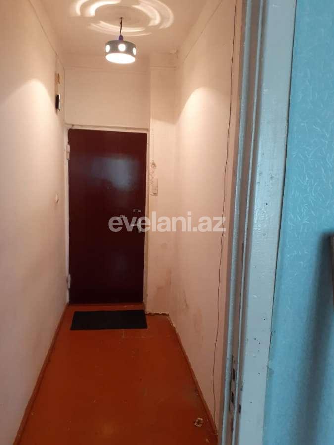 Satılır, köhnə tikili, 1 otaqlı, 45 m², Bakı, Binəqədi r, 8-ci mikrorayon q, Azadlıq prospekti m.