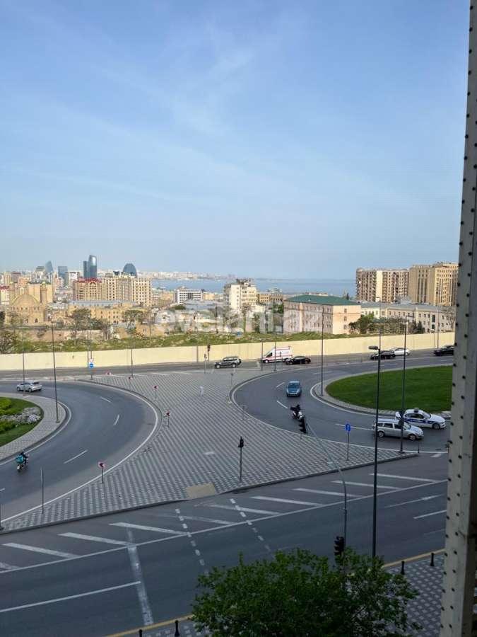 Kirayə verilir, yeni tikili, 3 otaqlı, 90 m², Bakı, Yasamal r, Elmlər Akademiyası m.