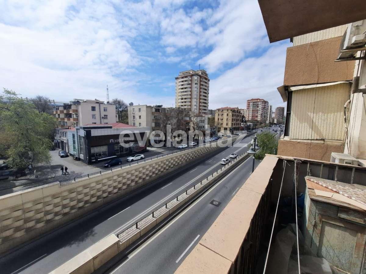 Satılır, köhnə tikili, 3 otaqlı, 65 m², Bakı, Nərimanov r, Gənclik m.