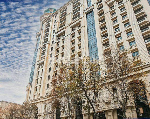 Сдаётся, новостройка, 4-комнаты, 200 m², Баку, Ясамальский r, Низами m.