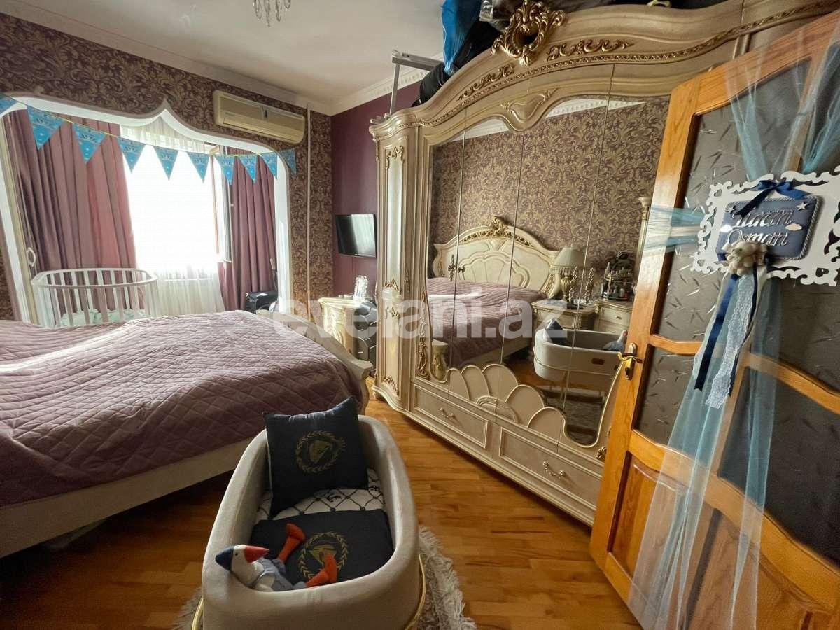 Satılır, köhnə tikili, 2 otaqlı, 49 m², Bakı, Nəsimi r.