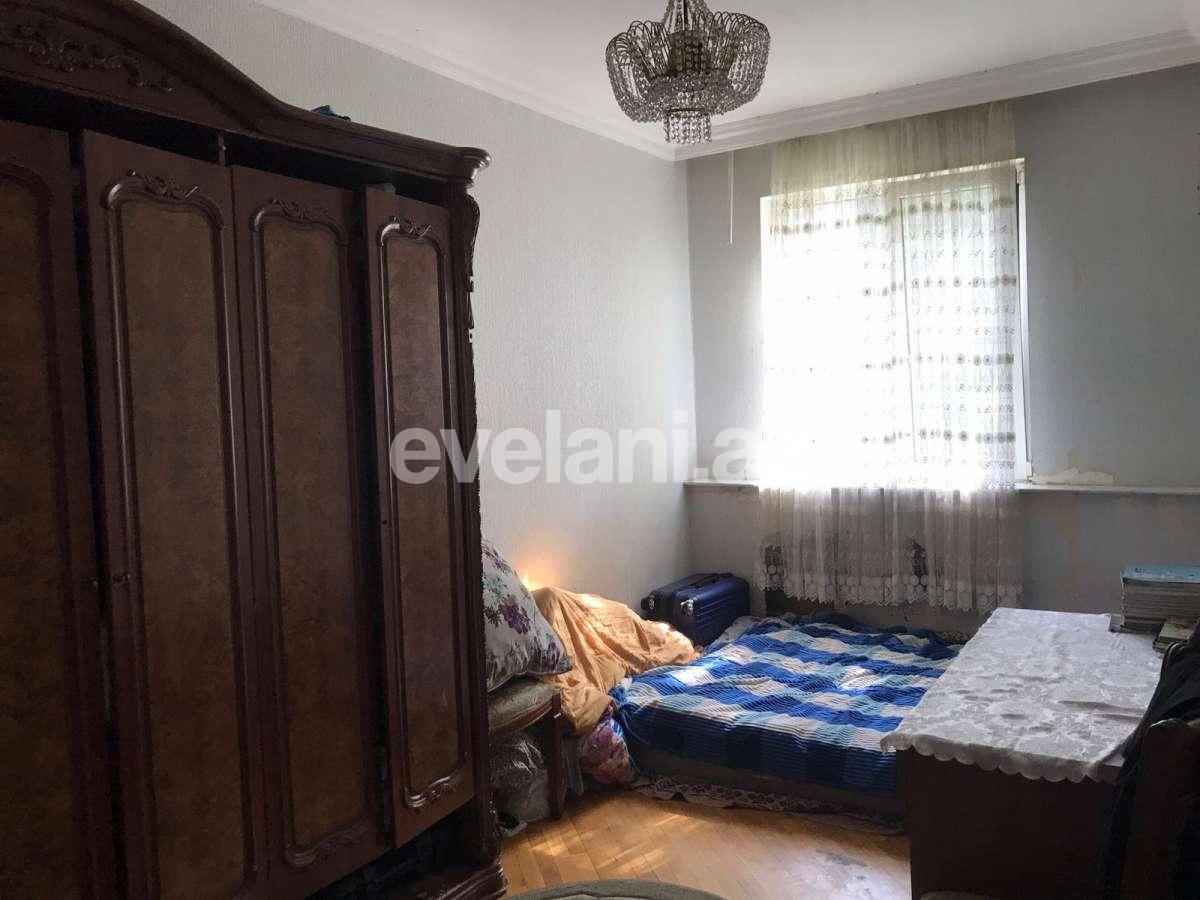 Satılır, köhnə tikili, 2 otaqlı, 45 m², Bakı, Binəqədi r, 7-ci mikrorayon q, Dərnəgül m.